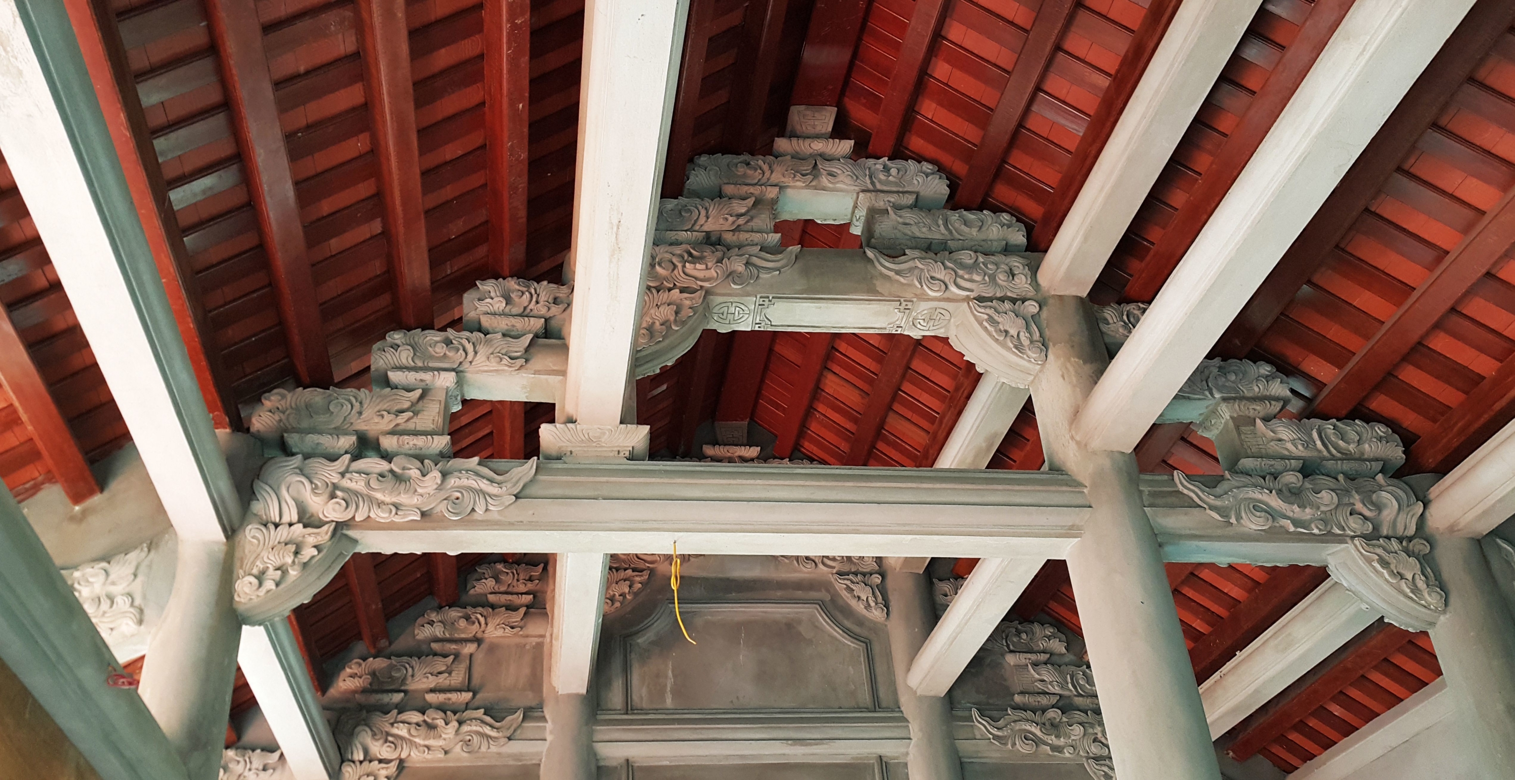 Xây dựng nhà bê tông giả gỗ